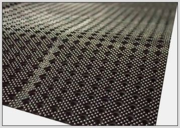 Характеристика резинового коврика грязезащитного ячеистого с отверстиями
