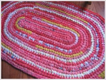 Интересные вязания крючком: коврики и половички из подручных материалов