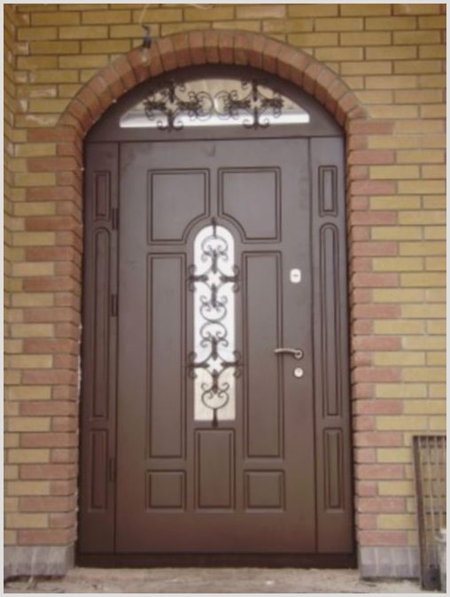 Входные двери в квартиру: металлические, пластиковые или деревянные?
