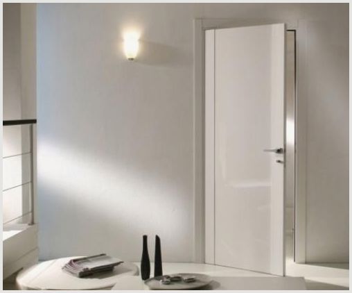 Выбираем белые глянцевые межкомнатные двери для обустройства квартиры