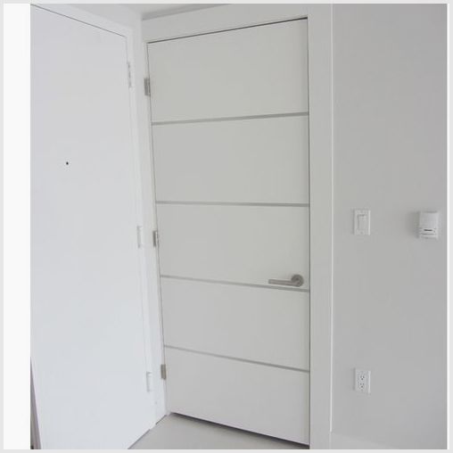 Выбираем белые глянцевые межкомнатные двери для обустройства квартиры