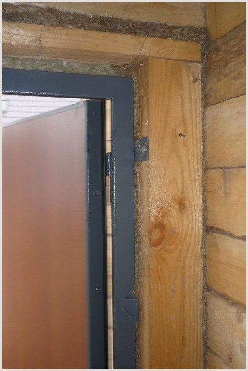 Как самому поставить железную дверь в деревянном доме