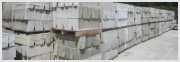 По какому госту производят дорожные бетонные бордюрные камни 1000x300x150?