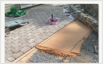 Укладка тротуарной плитки «брусчатка», нюансы и разновидности покрытия