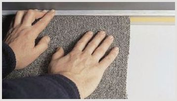Использование ковролина на стене – способы крепления материала