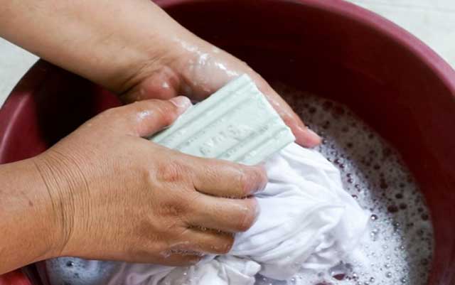 Как стирать махровые полотенца чтобы были мягкими, в стиральной машине и вручную, средства