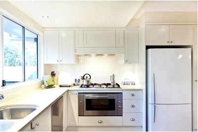 Какой должен быть цвет у холодильника на кухни