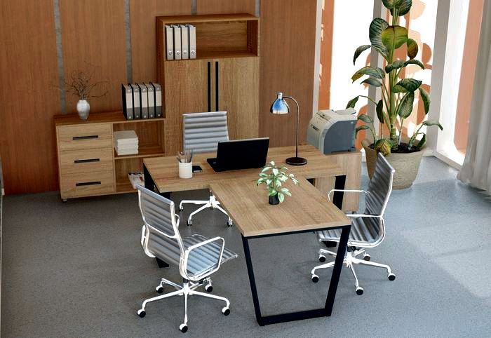 Офисная мебель, кресла и все необходимое для обстановки офиса можно заказать в интернет-магазине.