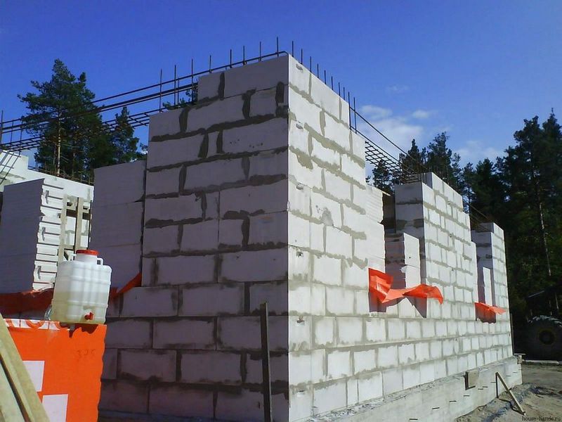 Стены из ячеистого бетона - преимущества и недостатки газобетона