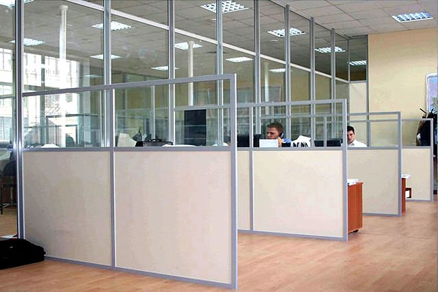 Офисные перегородки на заказ: преимущества, выбор и нюансы, о которых важно знать